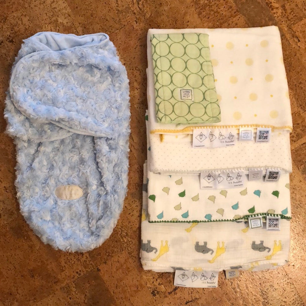 SWADDLES